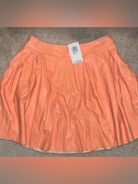 NWT Boundary & Co. Faux Leather Peach Skirt. Sz Small